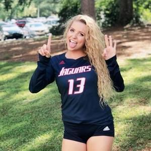 Meet your Posher, Veronica